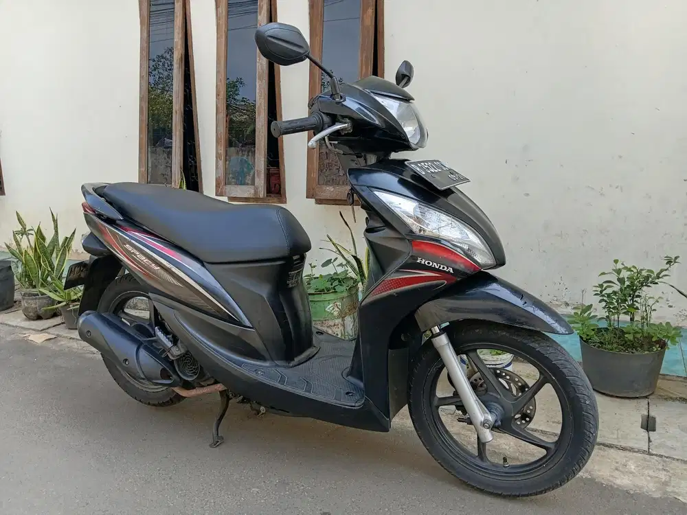 Honda spacy karbu 2011 lengkap mesin halus