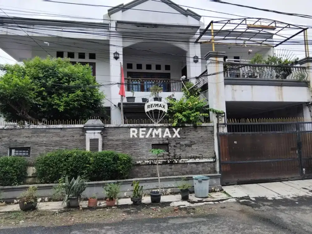 Dijual Rumah Luas Terawat | Pinggir Jalan, Tebet Timur Dalam
