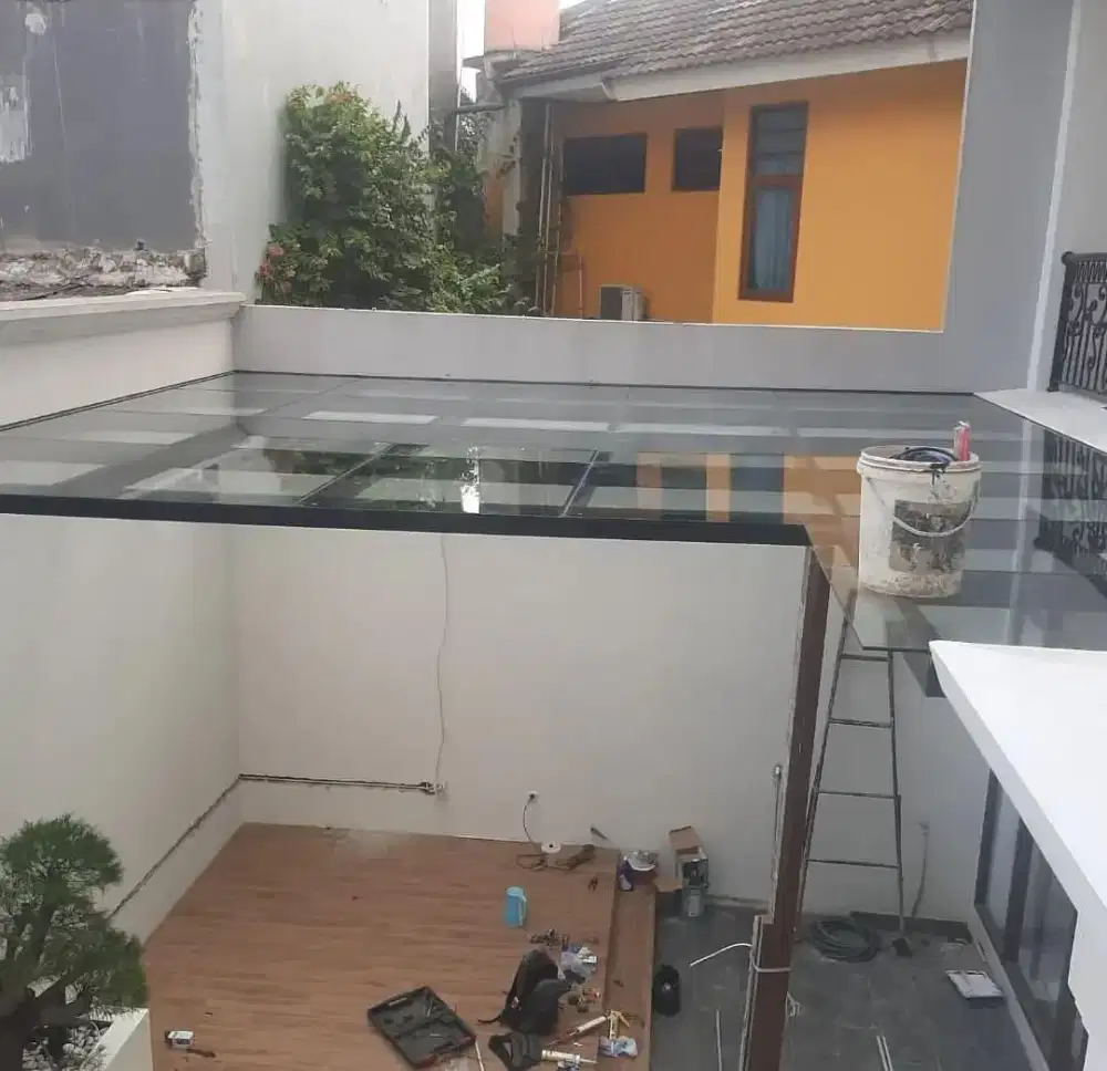 Kanopi kaca tempred glass bening