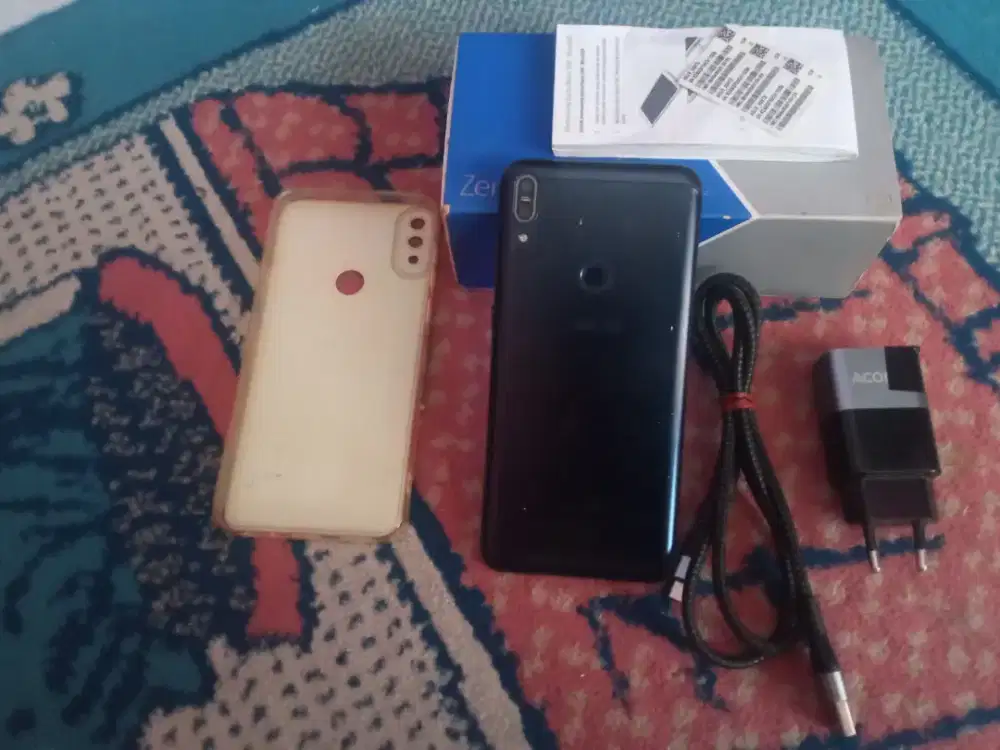 Dijual 1 unit Hp Asus Zenfone max pro m1