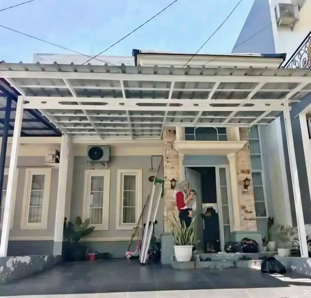 Pasang kanopi baja ringan