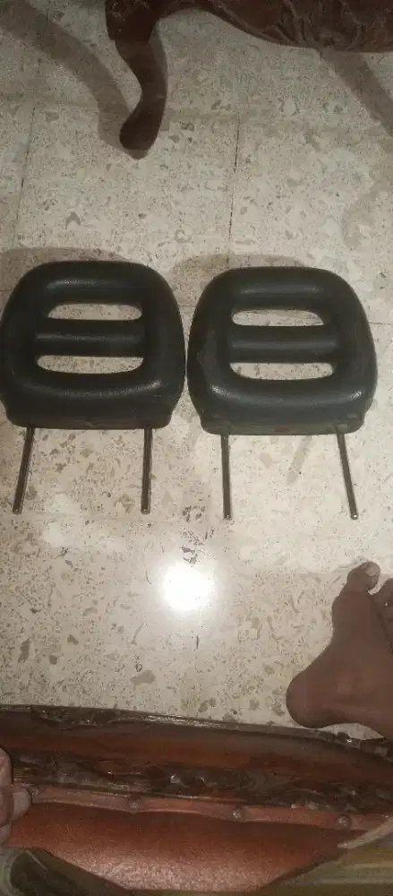 Headrest sandaran kepala mobil taft gt/feroza/daihatsu classycopotan