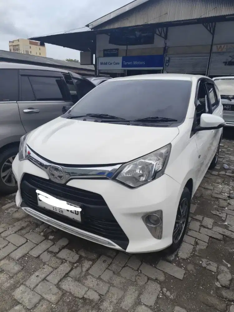 Jual Calya Matic type G warna putih