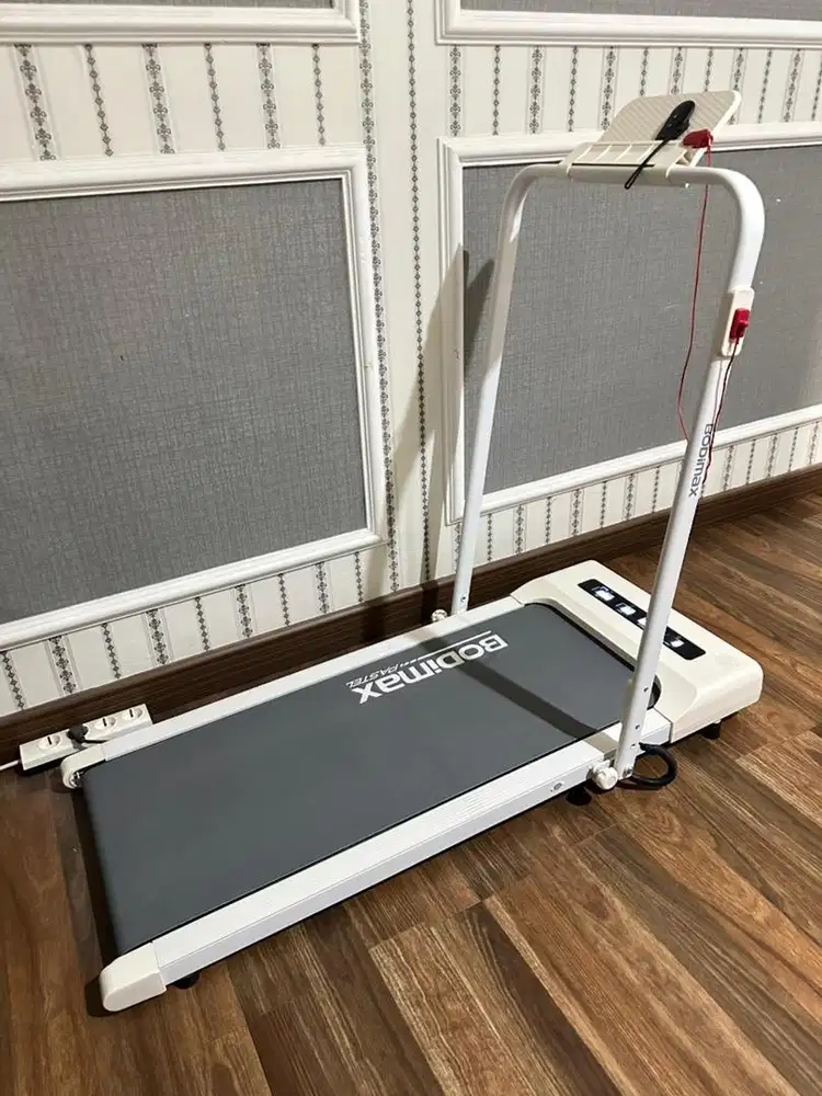 Dijual Treadmill BODIMAX Pastel (Original) - Perfect 100% seperti Baru