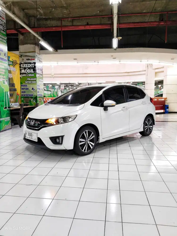 SUPER ISTIMEWA HONDA JAZZ RS 1.5 MATIC 2017