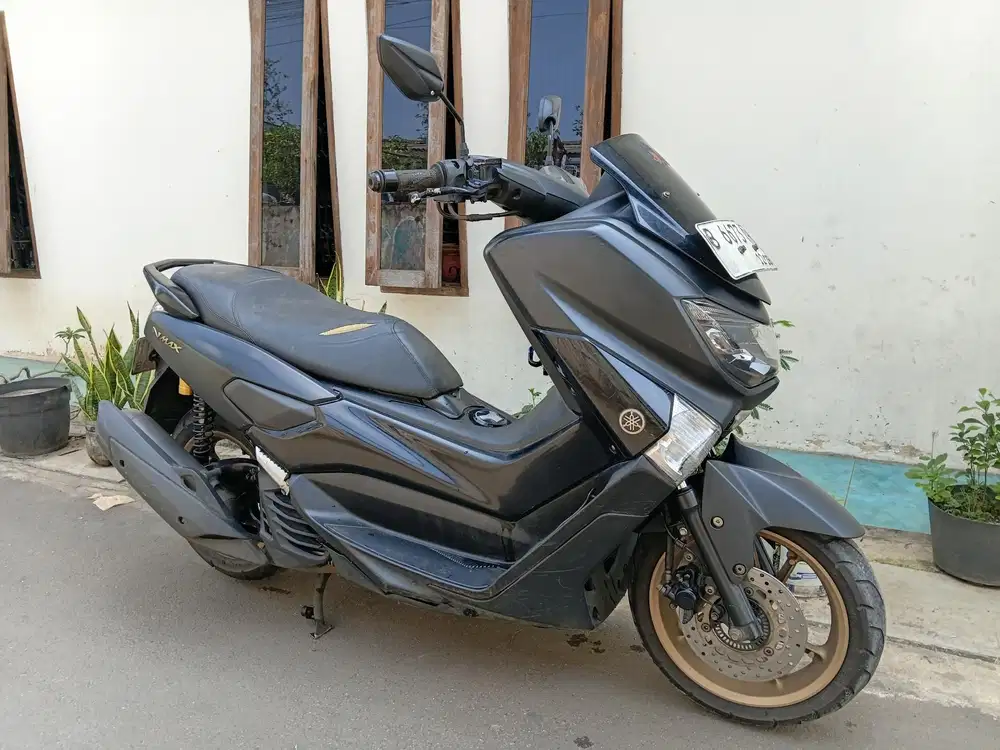Yamaha nmax old non abs 2018 lengkap mesin halus