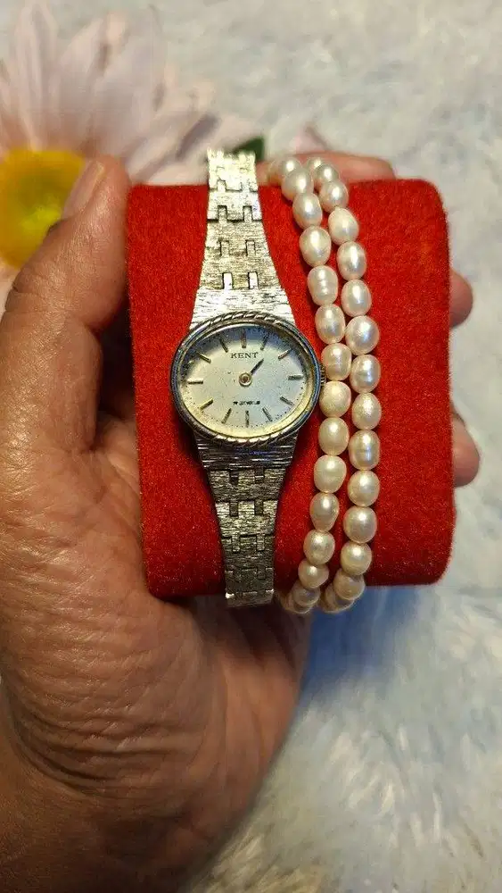Jam Tangan Wanita Vintage Paladium Kent Edisi 1960-an