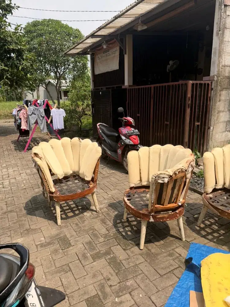 Service Sofa Tangerang