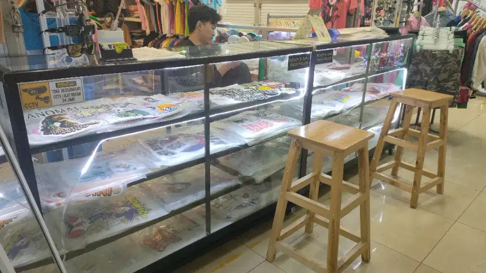 Estalase 3pcs ada roda semua