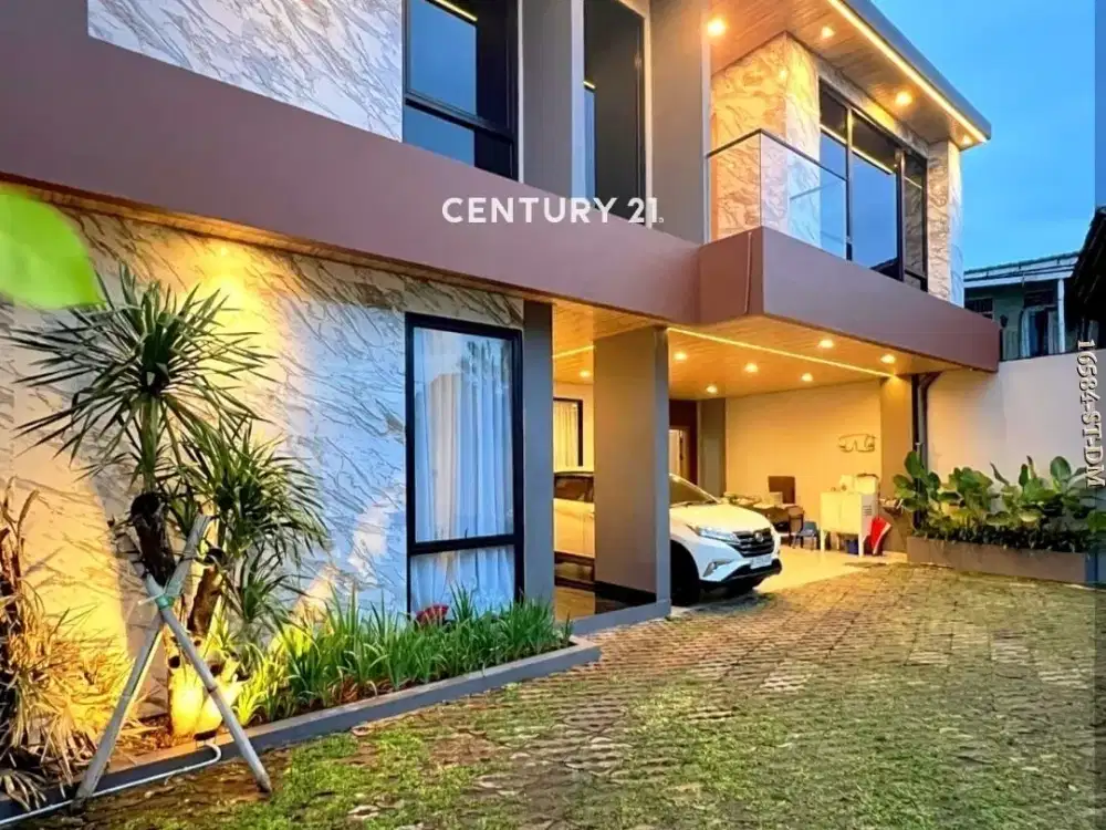 Dijual Rumah Mewah Semi Furnished Dekat MRT Lebak Bulus
