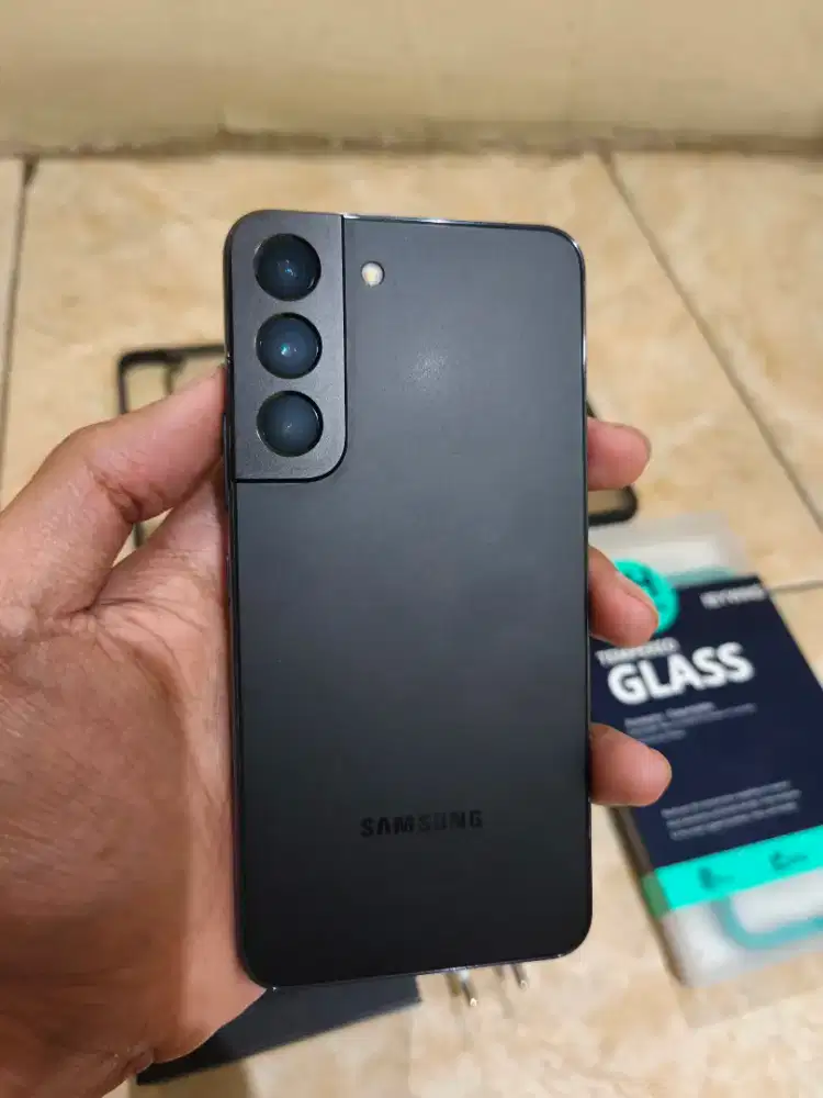 Samsung Galaxy S22 8/256