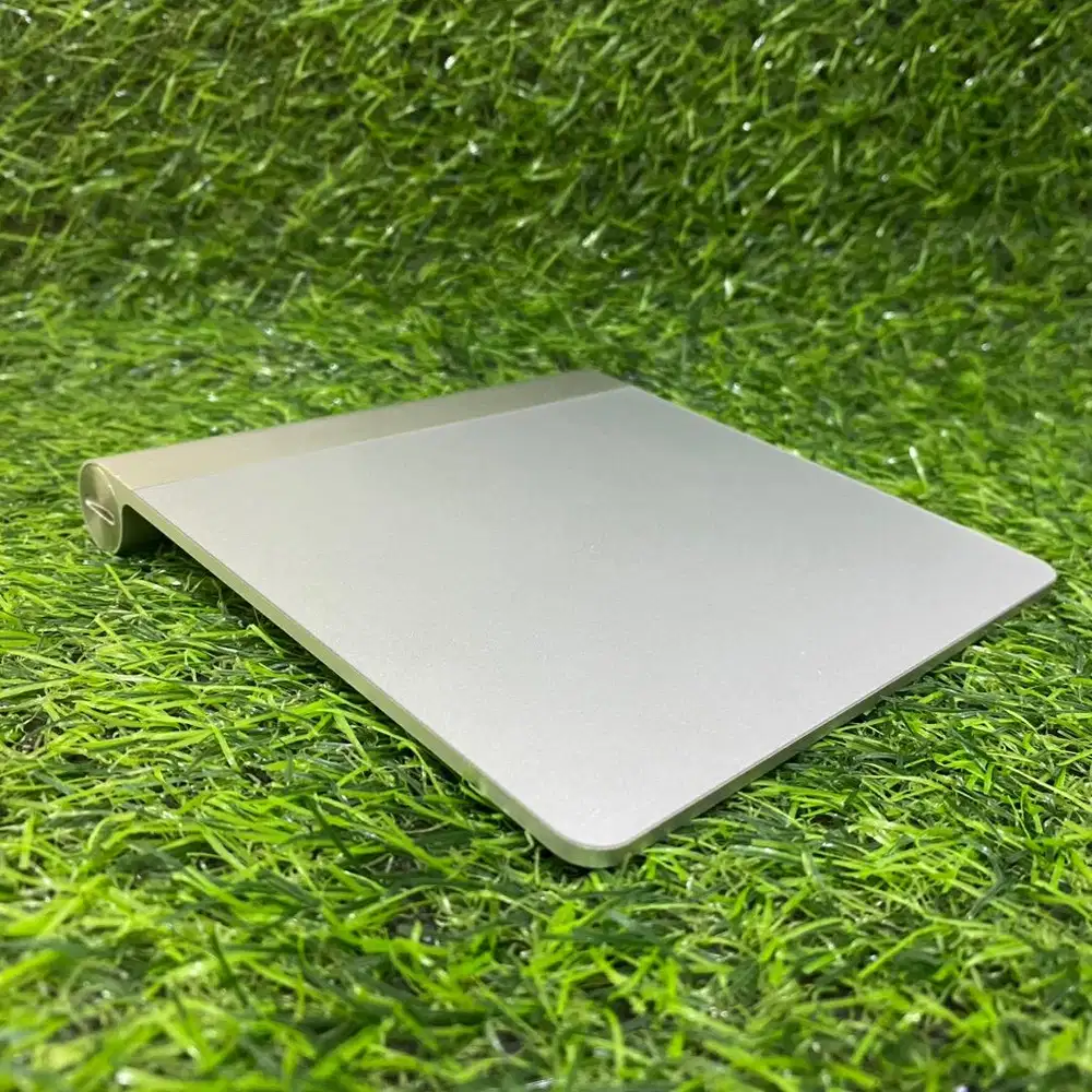 Apple Magic Trackpad (Gen 1)