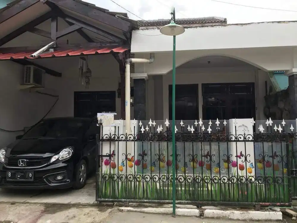 Dijual rumah di titian kencana bekasi
