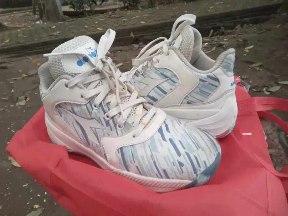 Diadora Hordan original like new