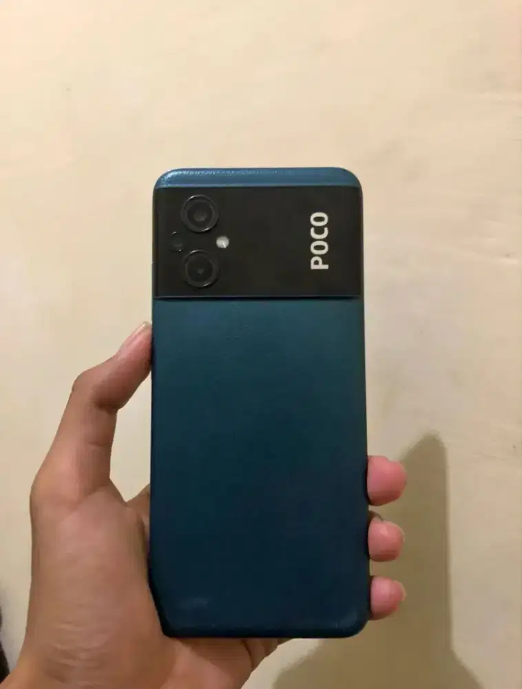 Poco M5 NFC 4/128 TT Dibawahnya