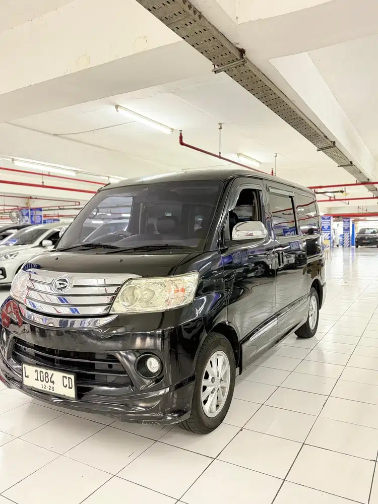 ISTIMEWA DAIHATSU LUXIO X 1.5 MANUAL 2015