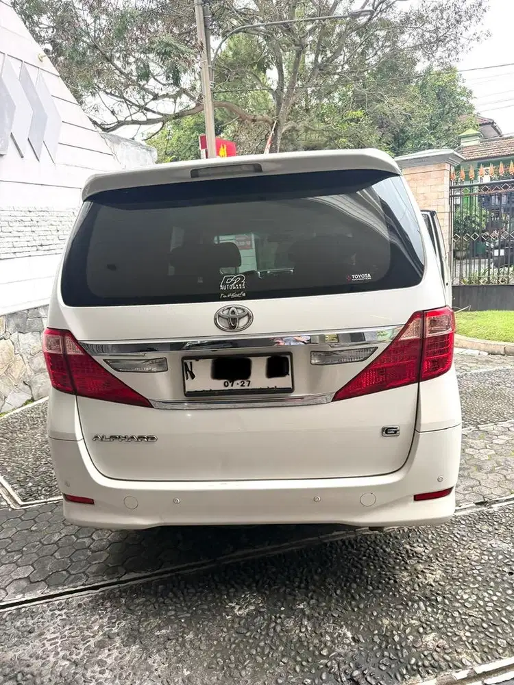 Dijual Mobil Toyota Alphard 2.4G Automatic