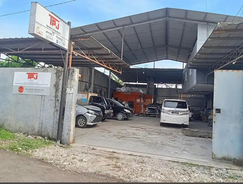 Lowongan admin bengkel