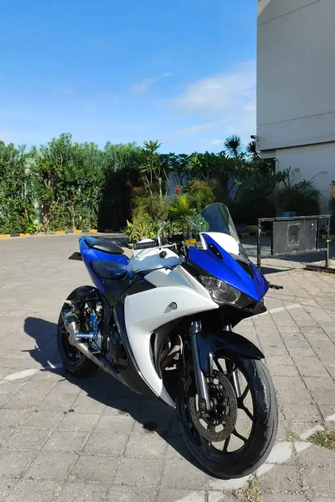 Yamaha R25 2015