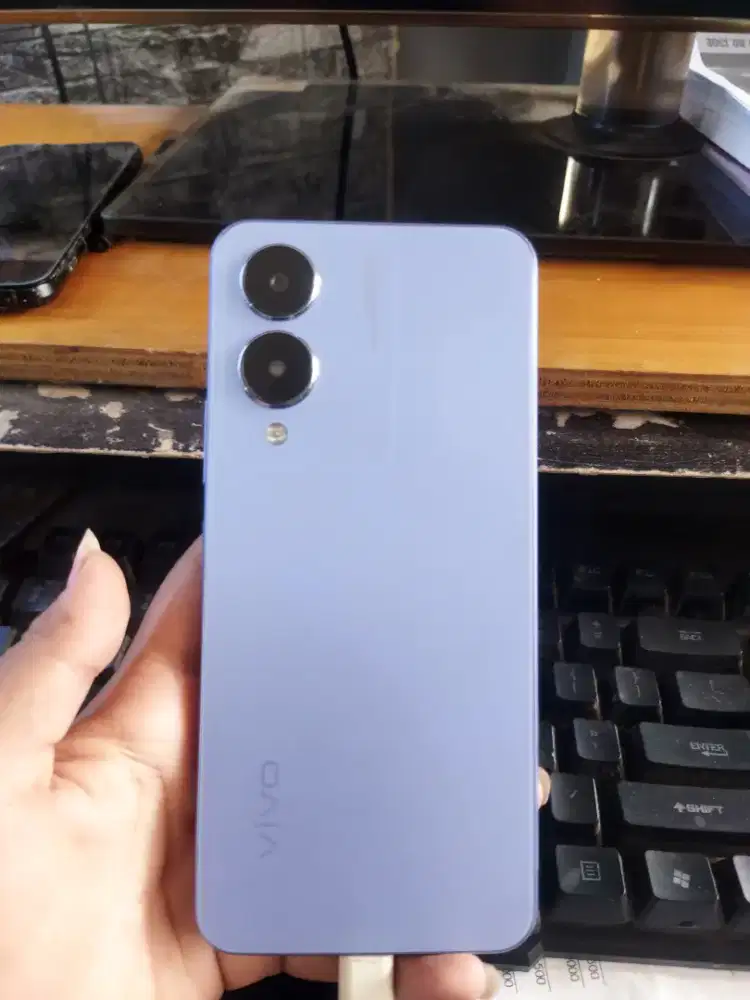 Vivo y17s 4+4/128