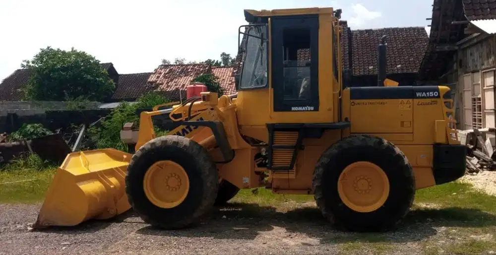 WHEEL LOADER KOMATSU WA150-3 LODER