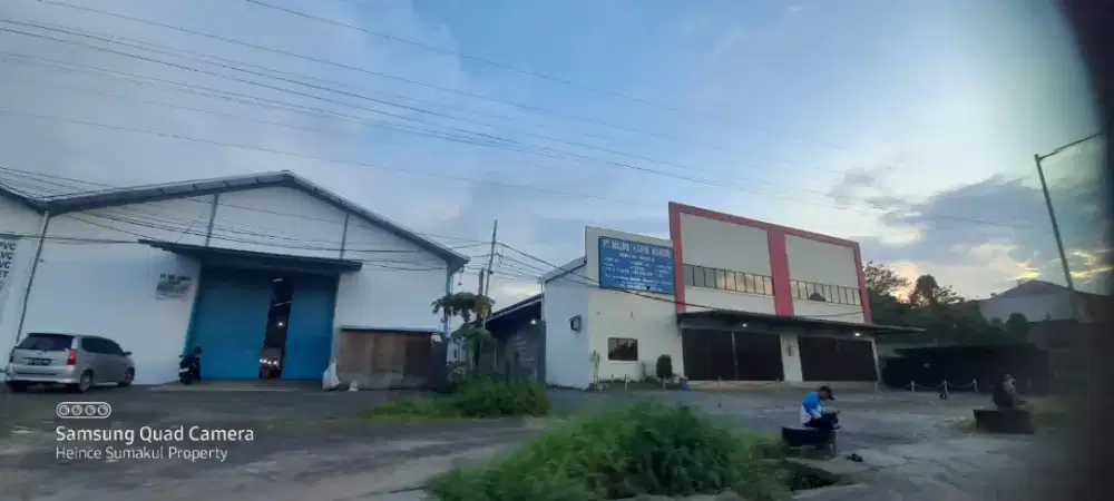 Disewakan gudang di Maumbi jln Manado bitun