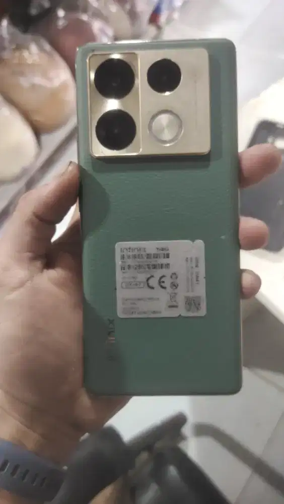 INFINIX NOTE 40 PRO BATANGAN