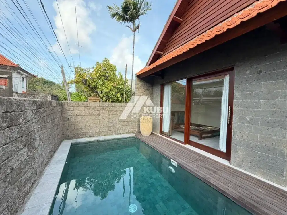 KBP0140 A charming villa with a classic modern design.