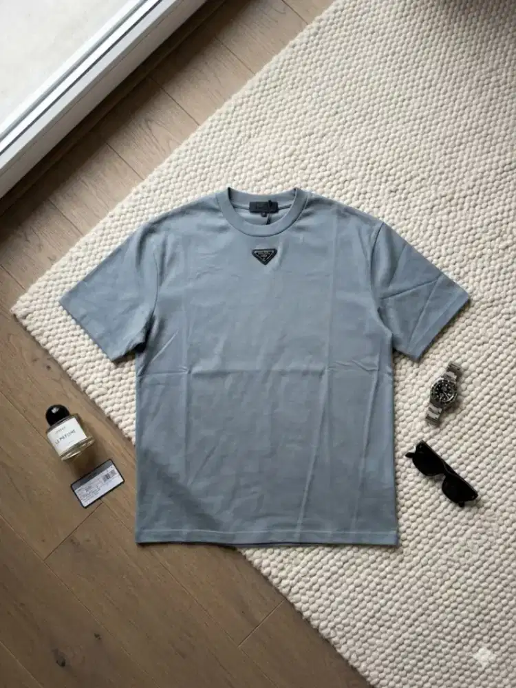 Baju Prada mewah