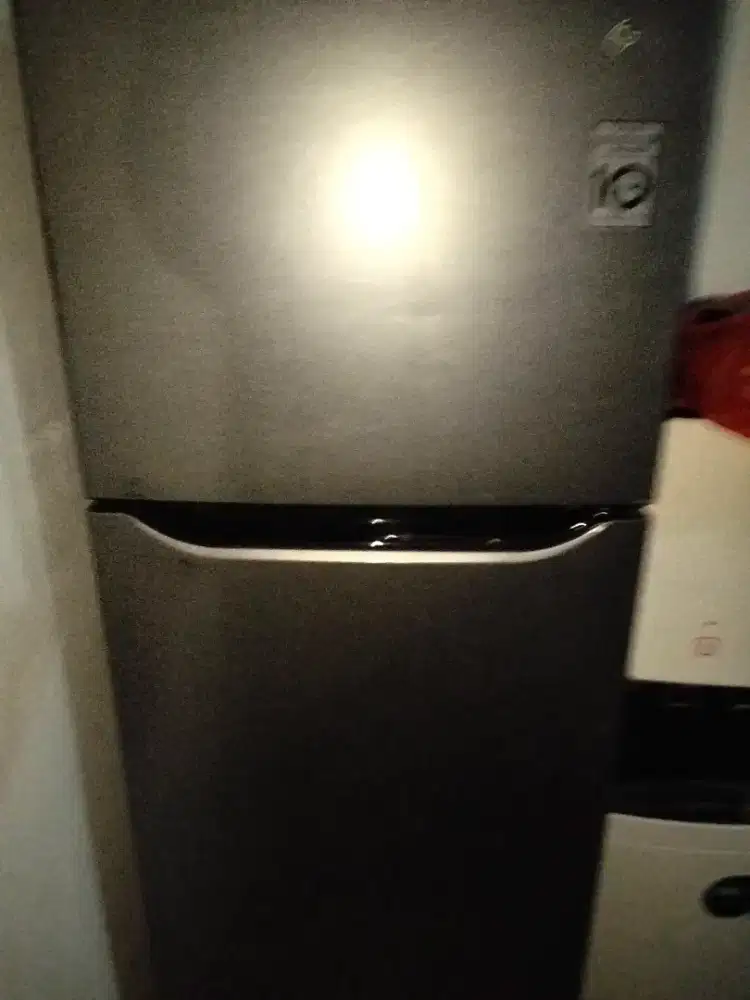 Kulkas 2 pintu Jual murah