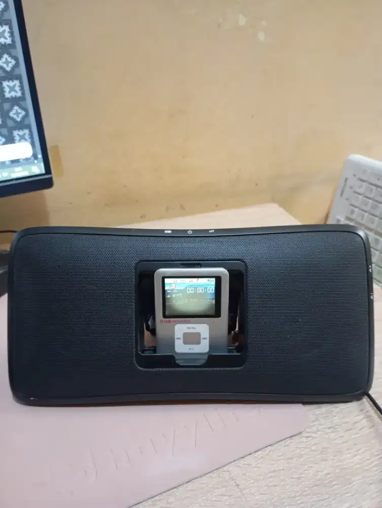 Logitech Rechargeable Speaker S315i - Portable Speaker