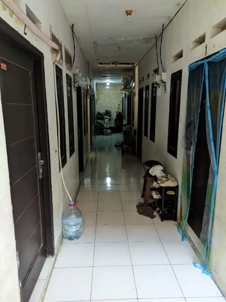 Dijual cepat kontrakan 7 pintu