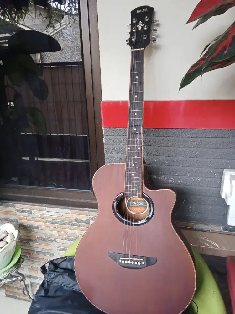 Gitar Yamaha APX500II
