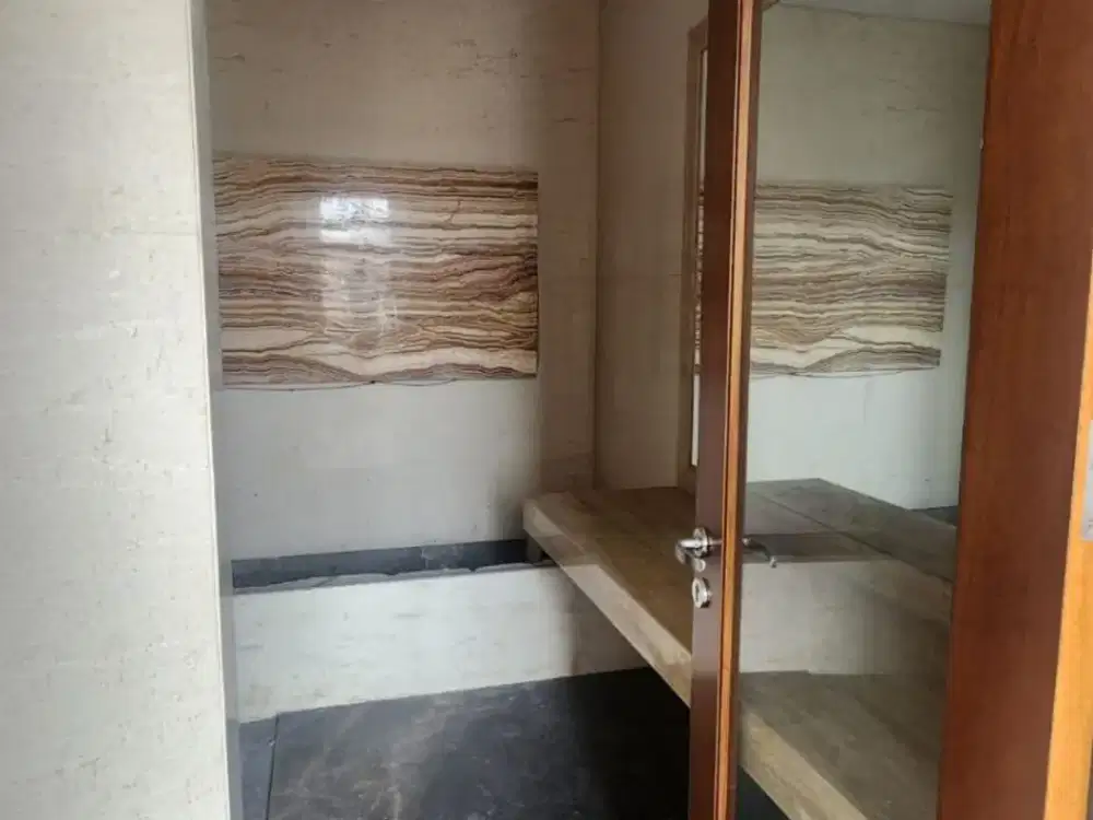 RUMAH MEWAH UK 13 X 27,5 KATAMARAN INDAH