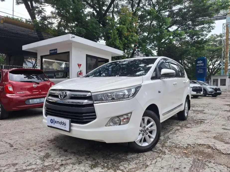 DP MURAH Toyota Kijang Innova 2.0 G Bensin-AT 2018 Putih CSZSB