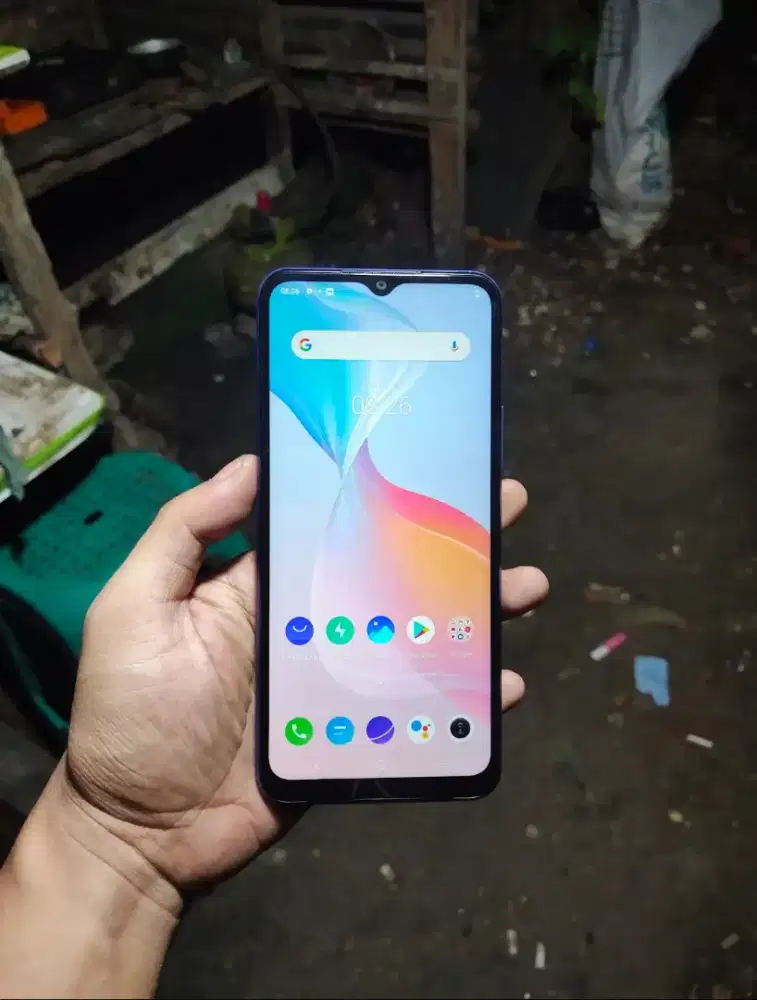 Jual Vivo Y21 4+1/64Gb