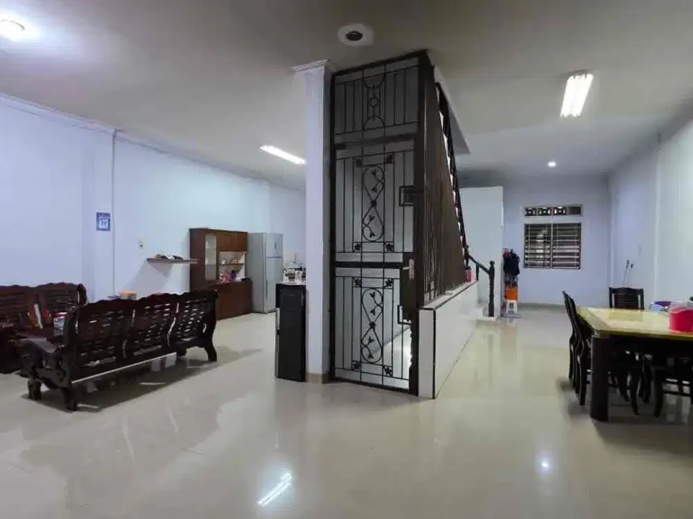 Ruko Gandeng Pasar 3 . Medan - Krakatau
