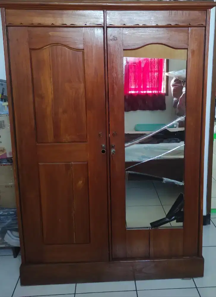 Dijual lemari jati