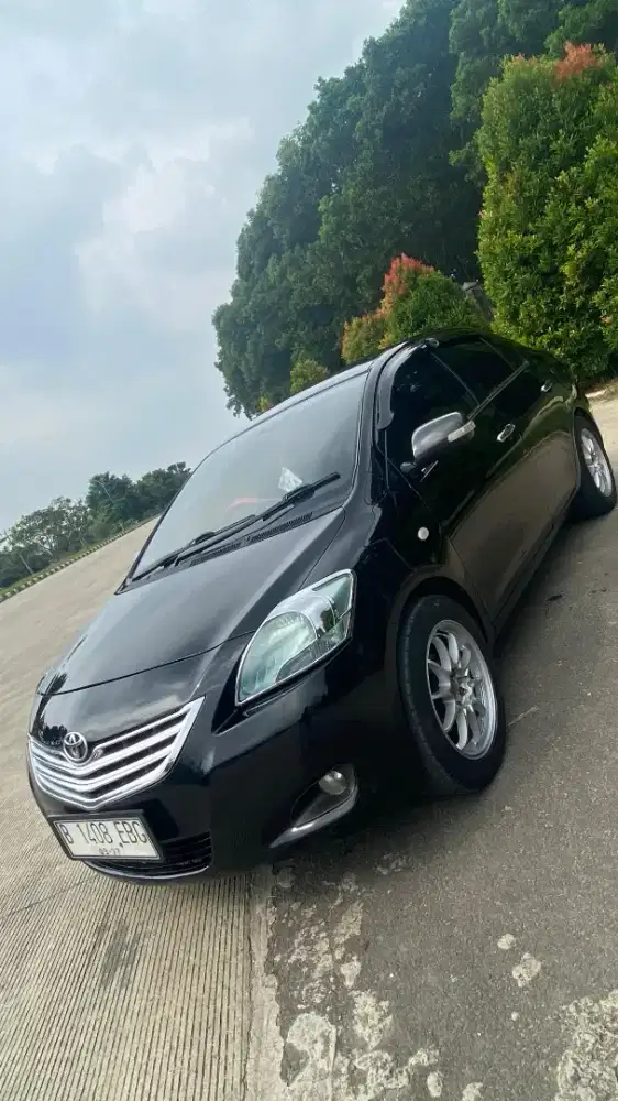 Dijual Vios Limo tahun 2011