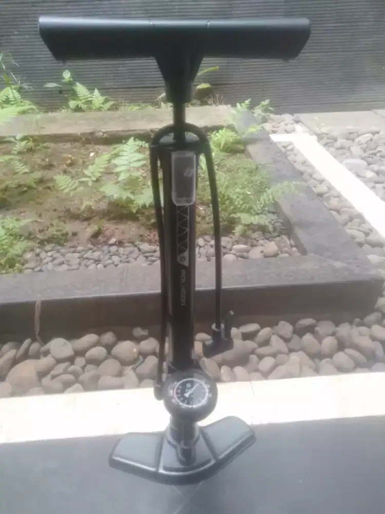 Pompa poligon gress