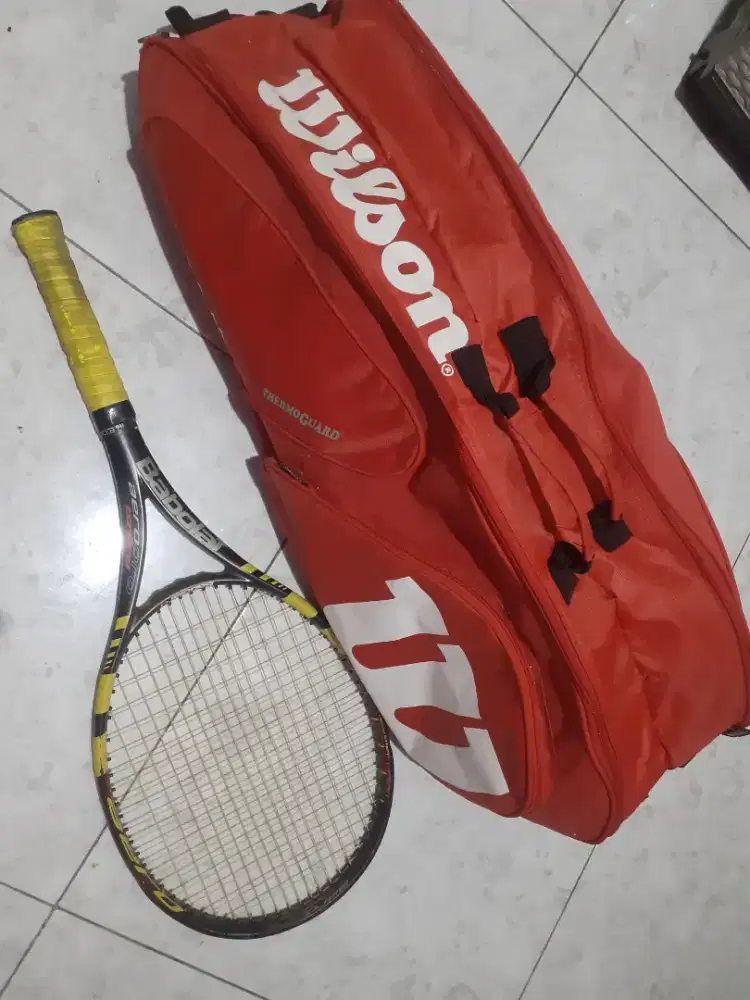 Raket Tennis & Tas Tennis