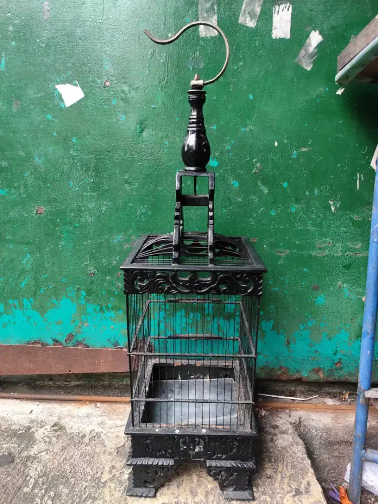 Kandang Burung Ukir