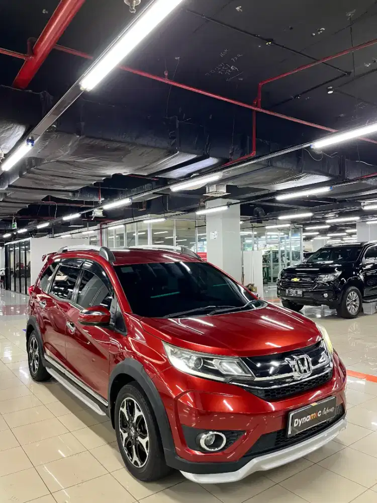 Honda BRV thn 2016 Prestige 
Record Service Km 88Rb