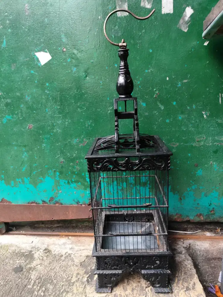 Kandang Burung Ukir