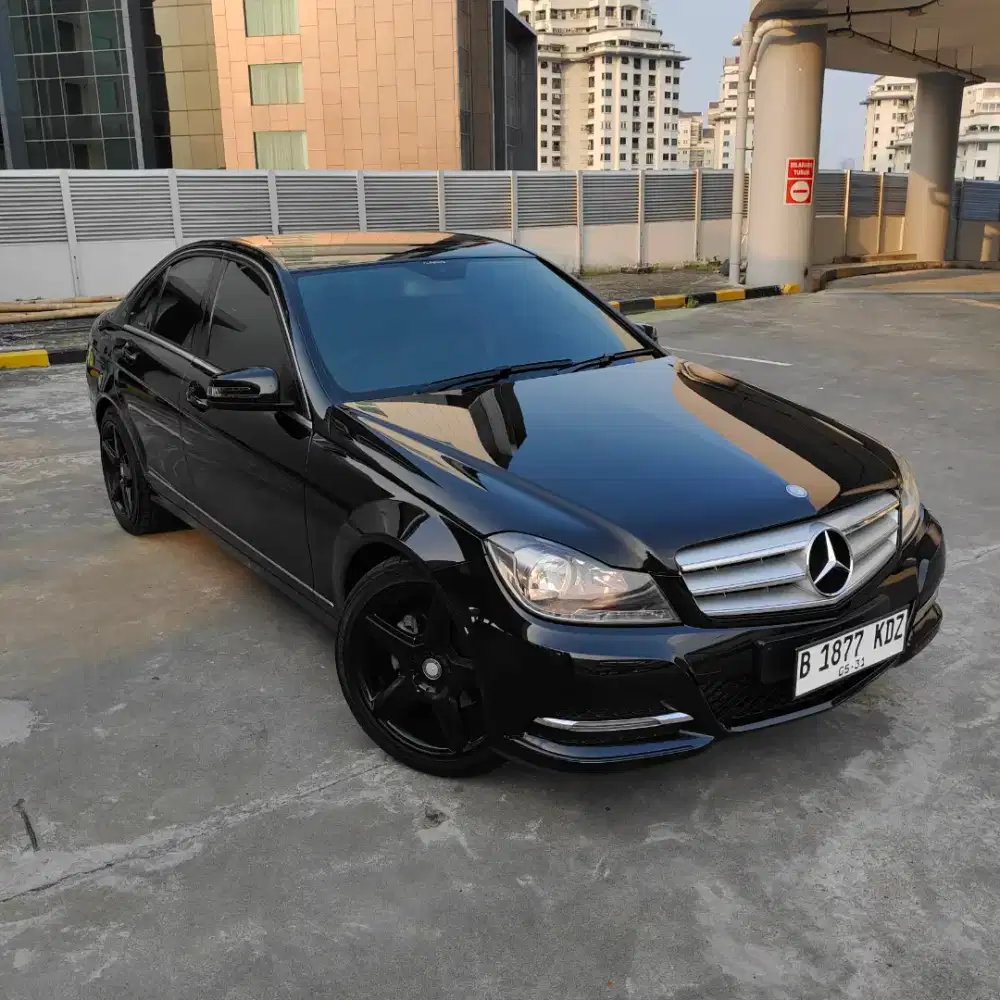 2014 Mercedes Benz C200 1.8 CGI Avantgarde