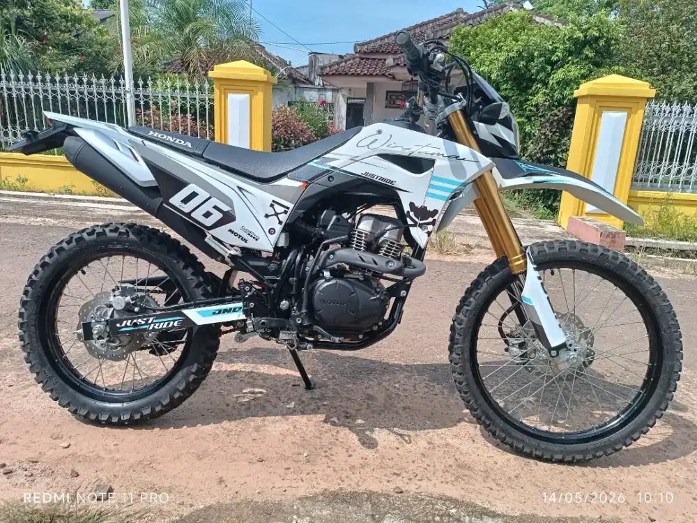 Honda crf 150 tahun 2024