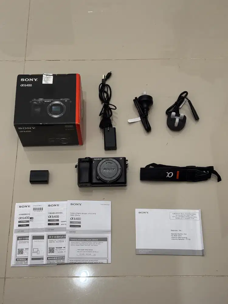 Sony a6400 Body Only Bonus SD Card Lexar 64 gb - Mulus / Fungsi Normal
