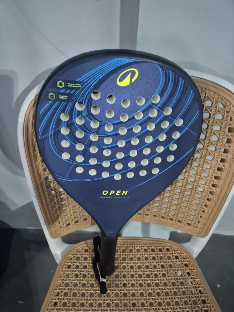 Raket Padel alat olahraga