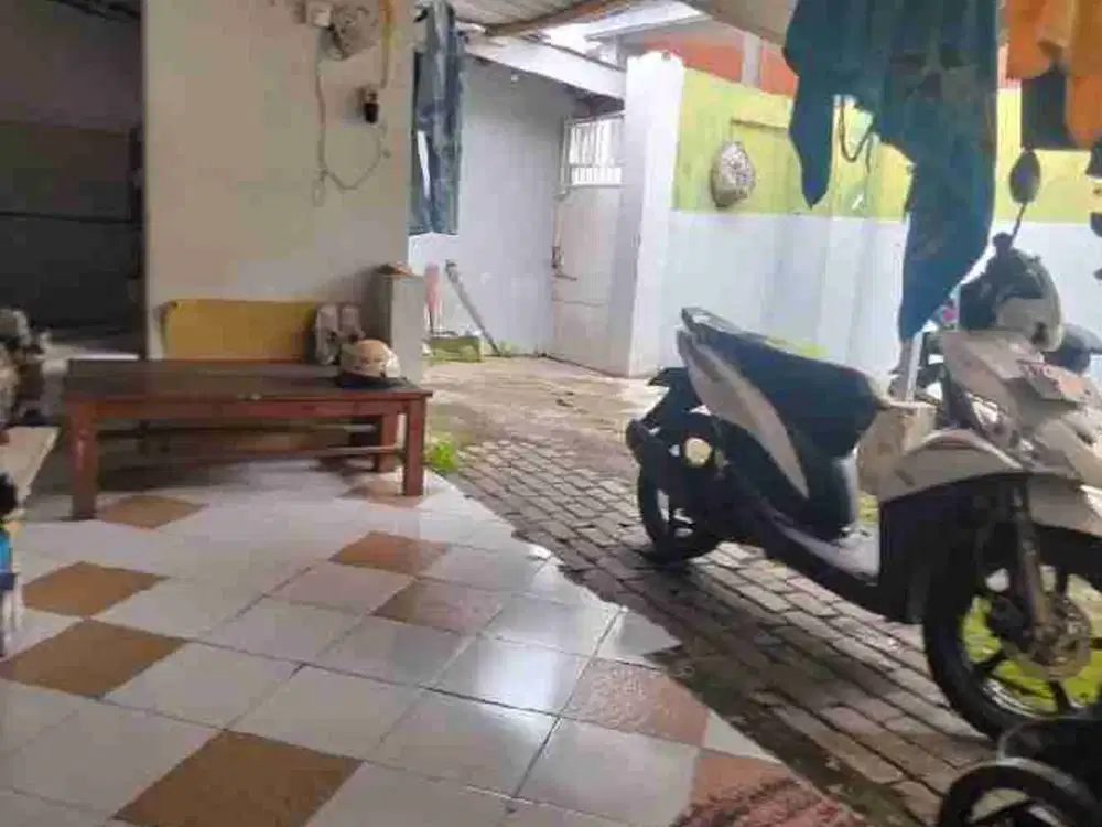 Kontrakkan 3 kamar lengkap perabot strategis