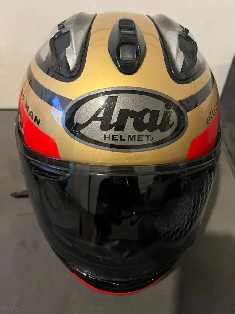 Helm arai original